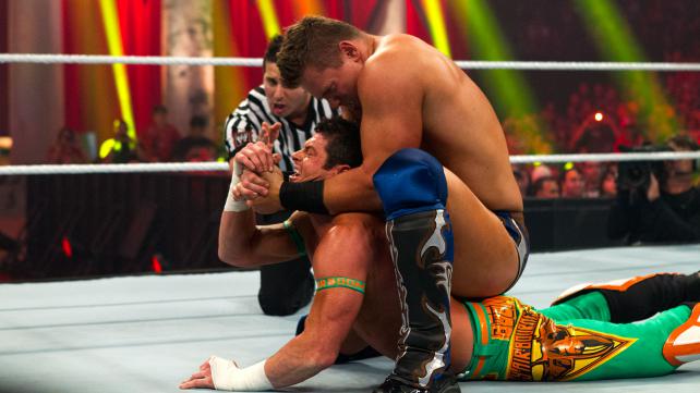 حصرياً  أقوى تغطية لتفاصيل العرض المنتظر WWE Night Of Champions 2012  49_all10