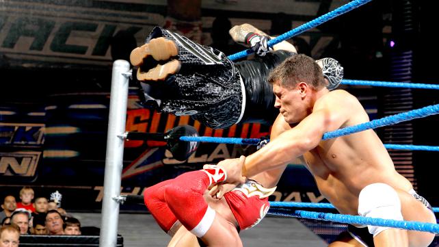  تغطية اخبار عرض WWE Friday Night Smackdown 2012.08.17 Sd_67835