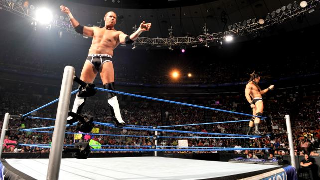  تغطية اخبار عرض WWE Friday Night Smackdown 2012.08.17 Sd_67849