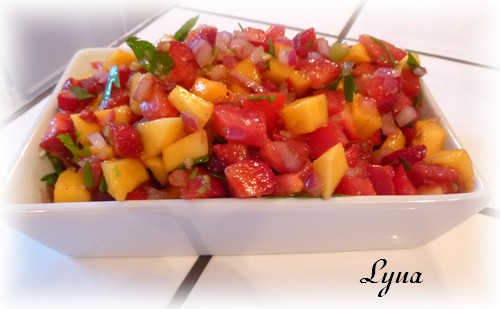 Salsa mangue, fraises et fleur d'ail Salsa11