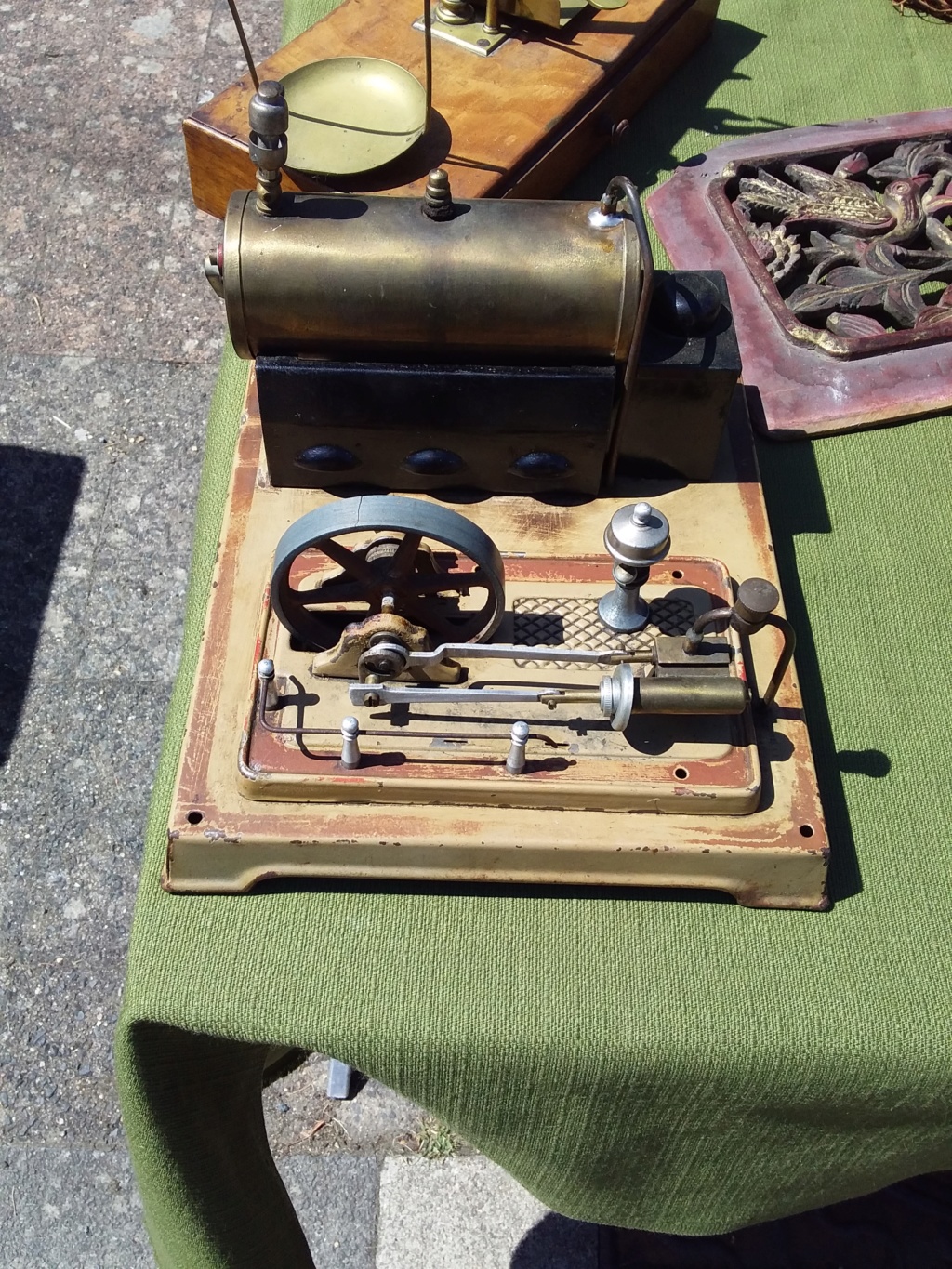 vu sur une brocante 01910