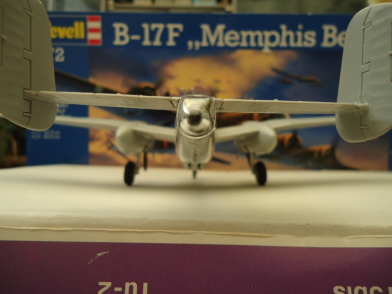 B 25 G - Italeri - 1/72 - Le dio !!  B_25_022