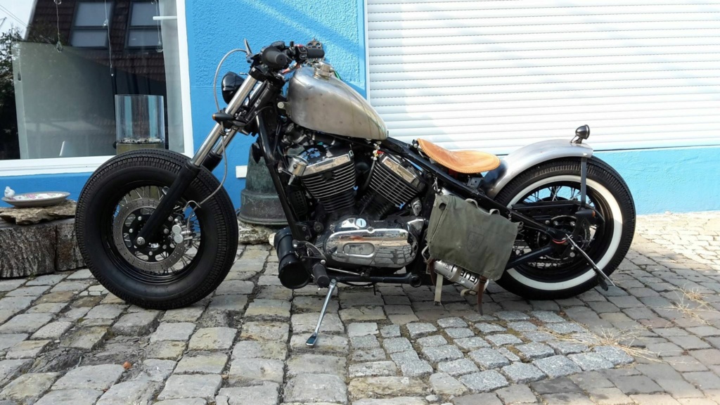 800 VN - Bobber vu sur le net - Page 19 2455d811