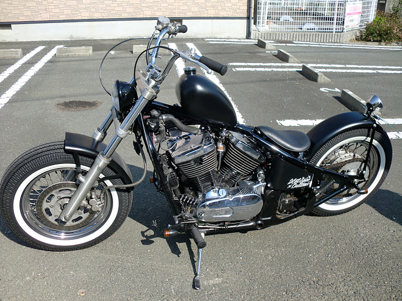 800 VN - Bobber vu sur le net - Page 20 Cimg4212