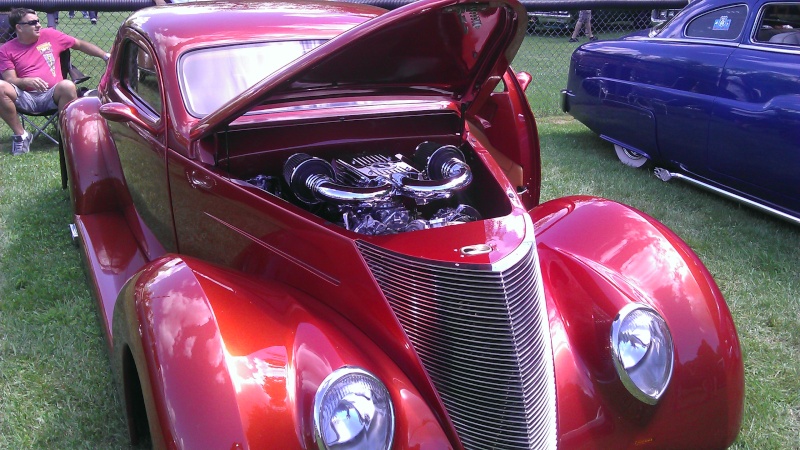 Hot Rod and Kustom Rumble 2013 ( Rigaud ) - Page 2 Imag0272