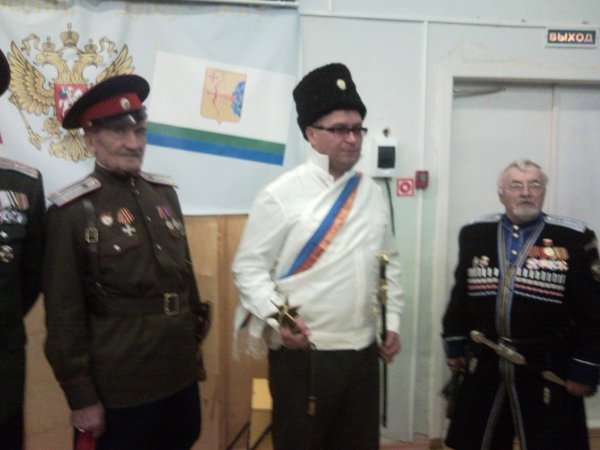 За украденное знамя казаку пригрозили нагайкой 147