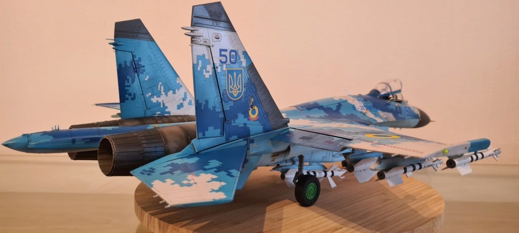 SU-27 Trumpeter Ukraine AIR FORCE 1/32 20210532