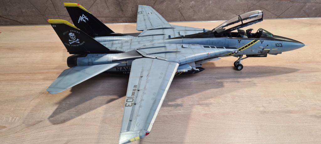 [Trumpeter] Grumman F-14B Tomcat VF-103 Jolly Rogers  1/32 20230318