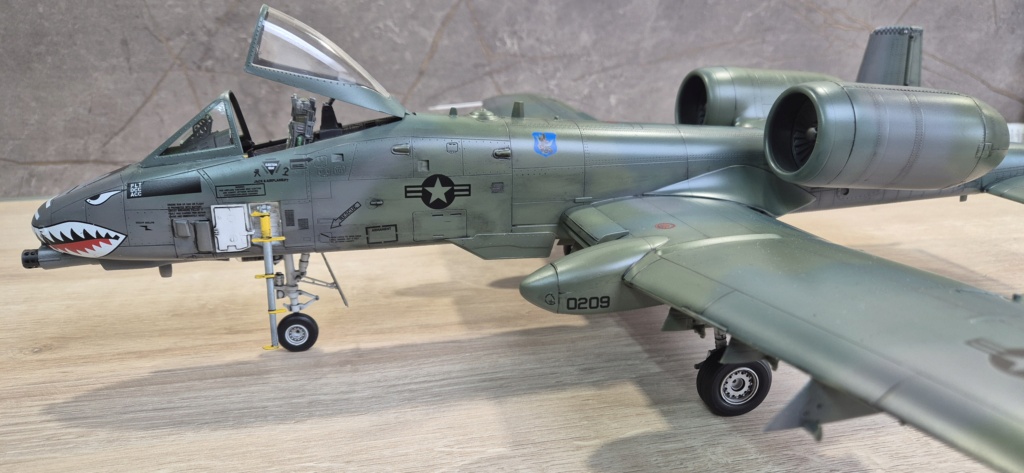 [TRUMPETER] 1/32 - Fairchild A-10 Thunderbolt II (Warthog)   20240327