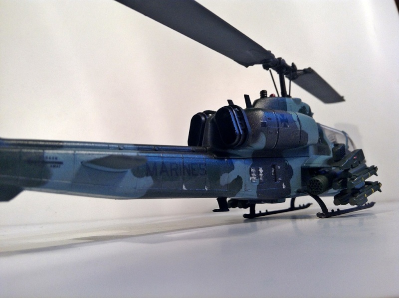 1/72 AH-1W "Super Cobra" 00310