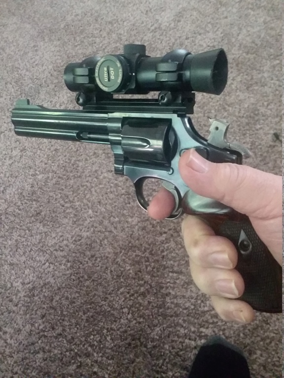 Revolver grip techniques - looking for input on grip and trigger finger placement 20190714