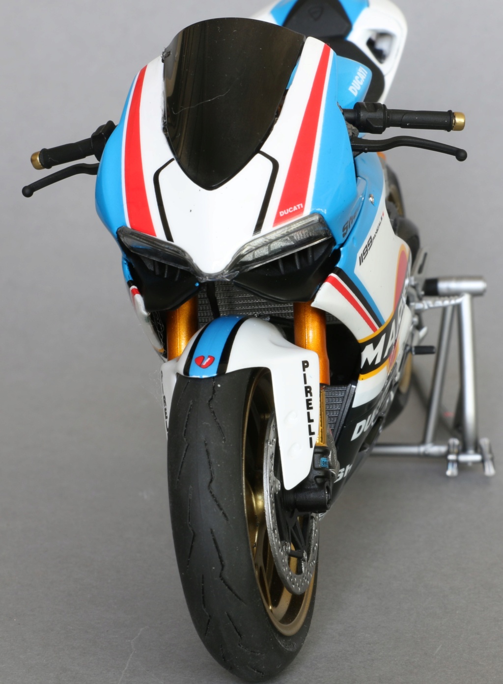 Ducati 1199panigale version martini Img_5926