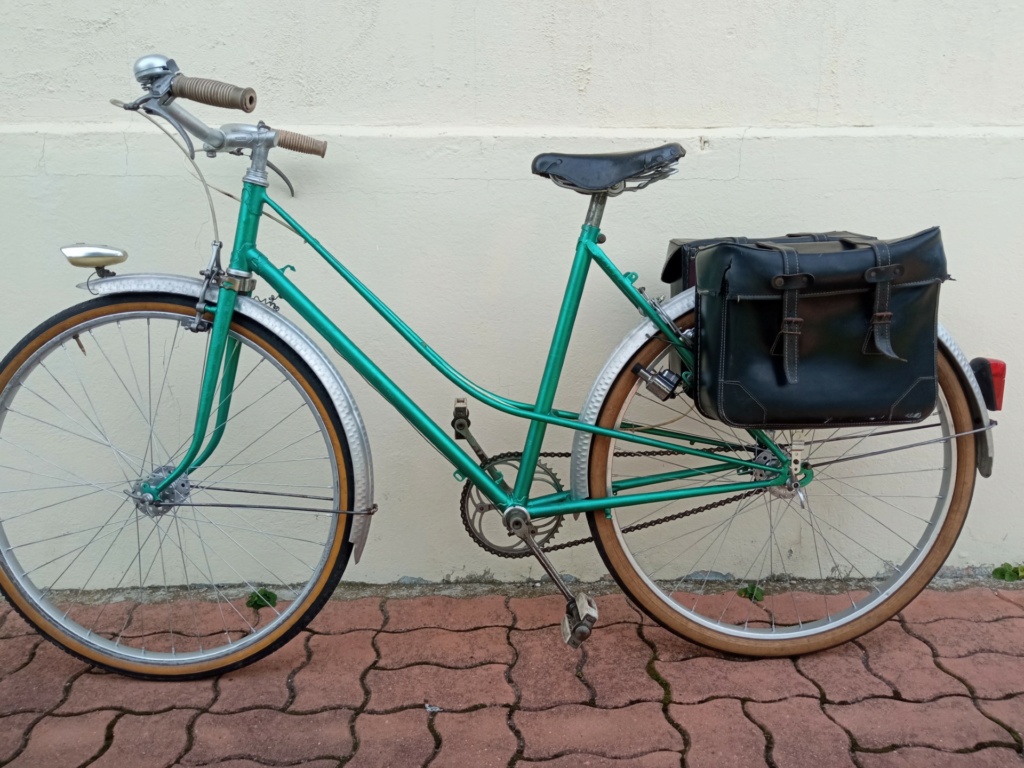 Vélo LAPERLE dame (origine 50/55 et modifié vers 1968) B1210