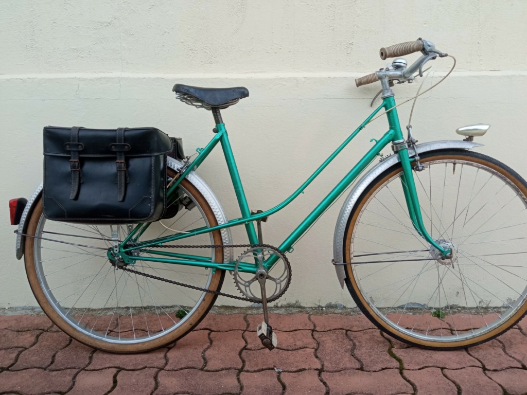 Vélo LAPERLE dame (origine 50/55 et modifié vers 1968) B1310
