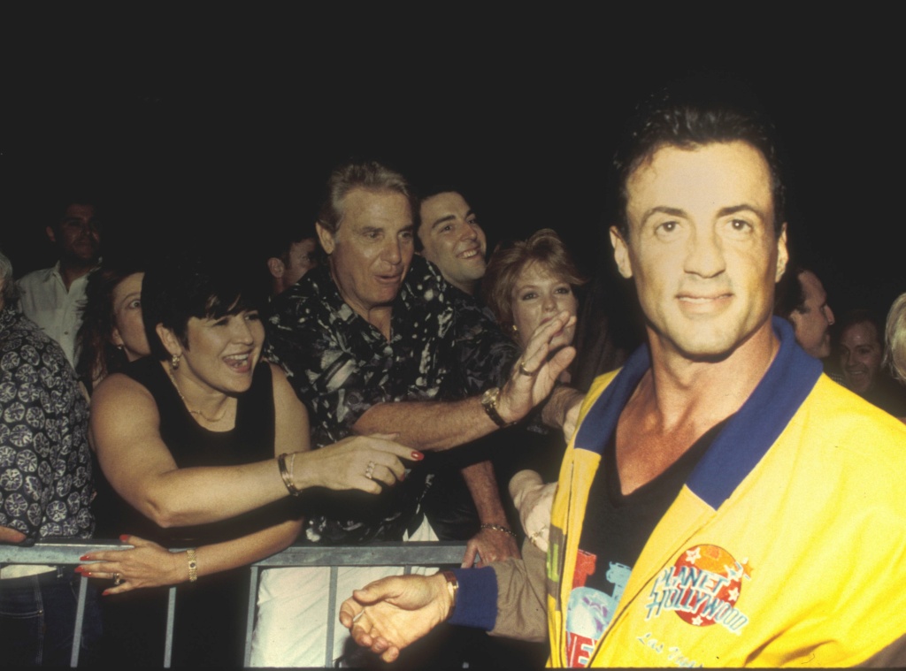 Stallone et le Planet Hollywood - Page 11 85266510