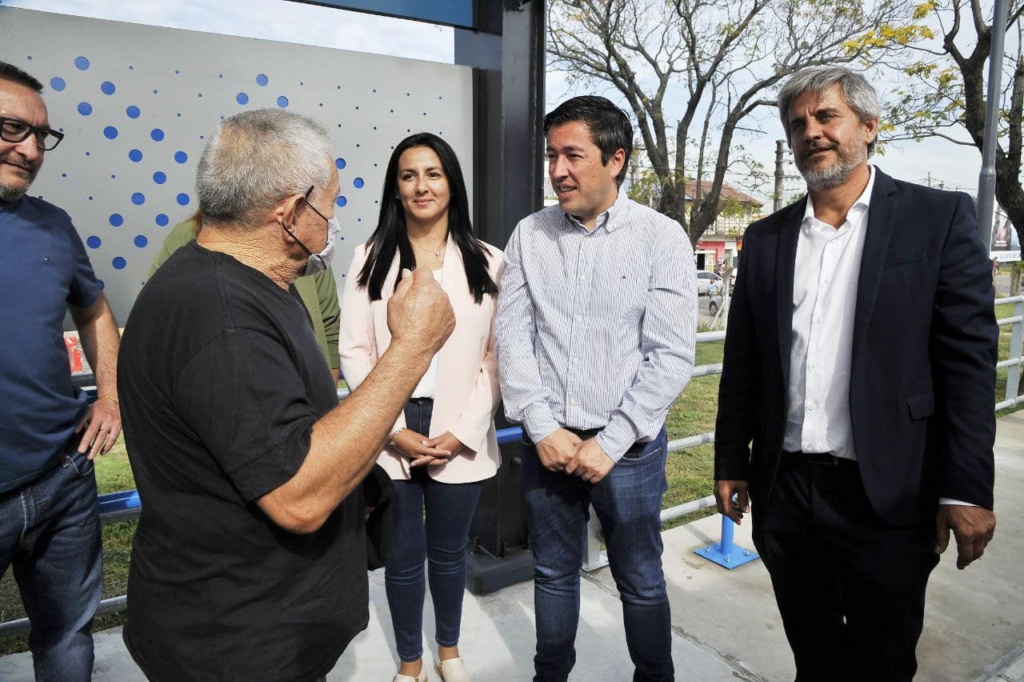 malvinas - Malvinas Argentinas: Ayer inauguraron la estación de Tierras Altas. 02510