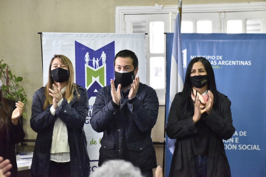 Malvinas Argentinas: festejo especial para los jubilados. Img-2146