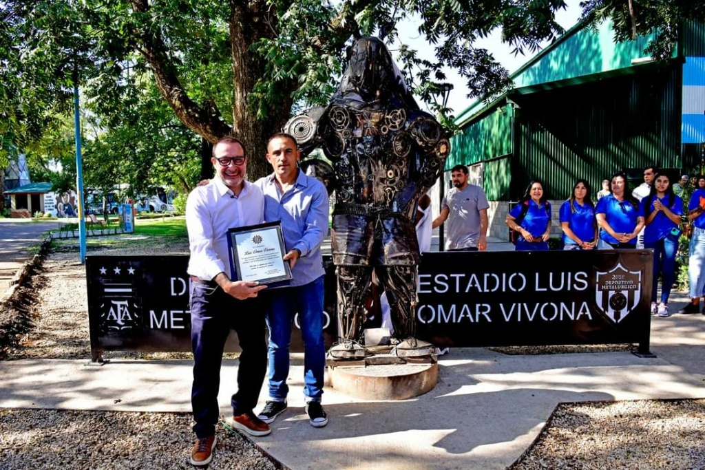 En Pilar se inauguró estadio de futsal bautizado "Luis Omar Vivona". Whatsa88