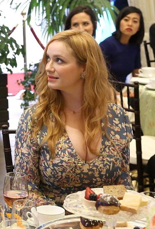 Christina Hendricks, Joan Holloway ...vaya tela... - Página 2 01594