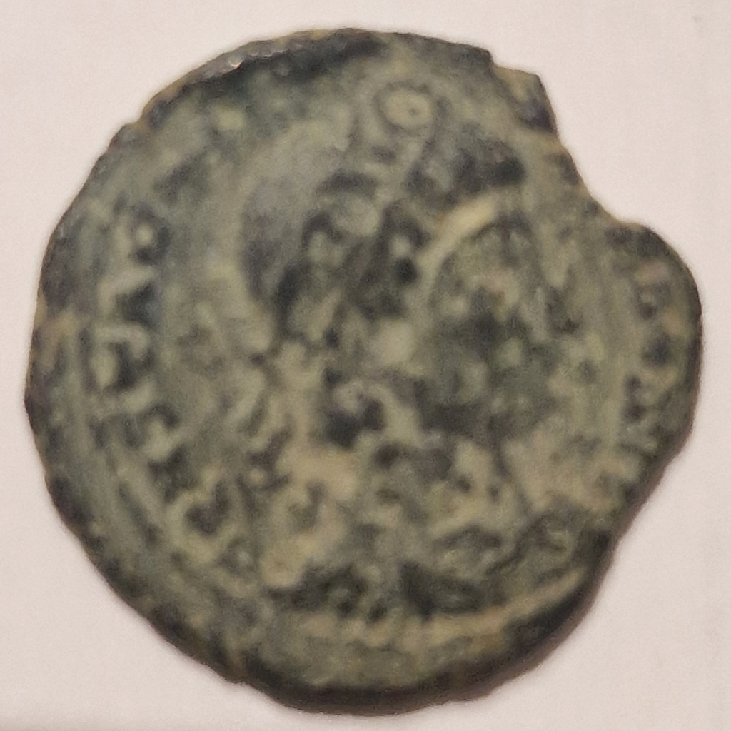 AE3 de Constantino I. GLORIA EXERCITVS 20231134