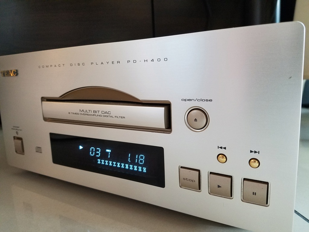 Teac Reference audio integrated amplifier, CD player, tuner 20200611