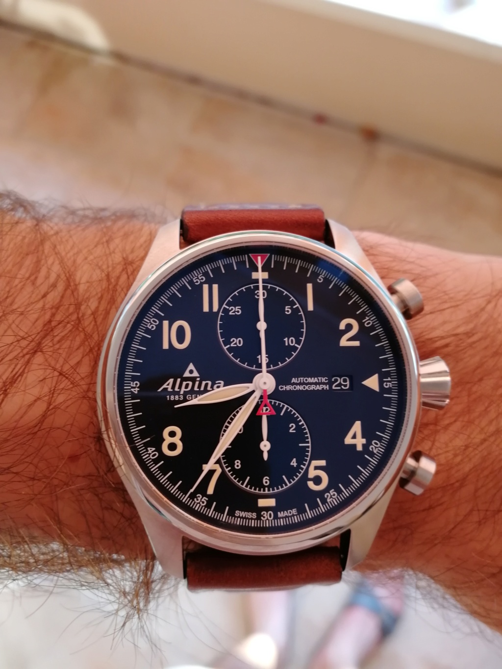 frederique constant - Le club des heureux possesseurs d'ALPINA - tome III - Page 36 Img_2012