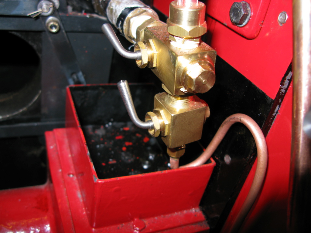 Boiler water gauge fitting  11c7d310