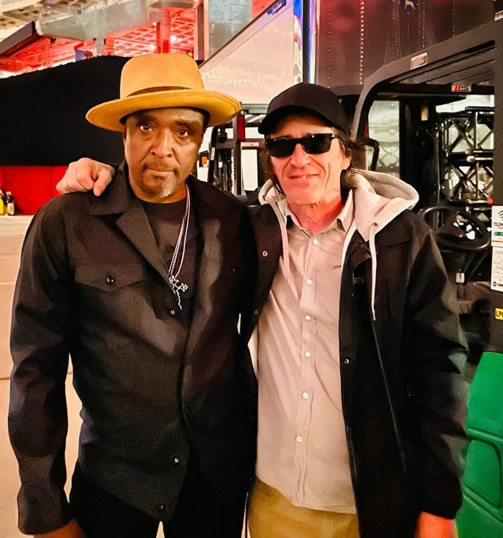 Bernard Fowler publishes photo of IZZY STRADLIN backstage at Rolling Stones concert, USA, May 2024 44075810