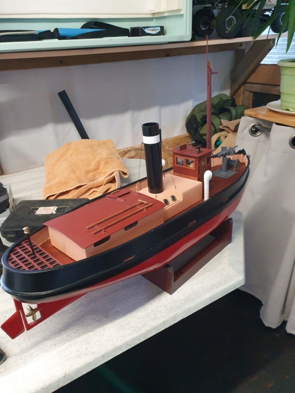 Maquettes naviguante d'un bateau de douane à vapeur de 1900 20231212