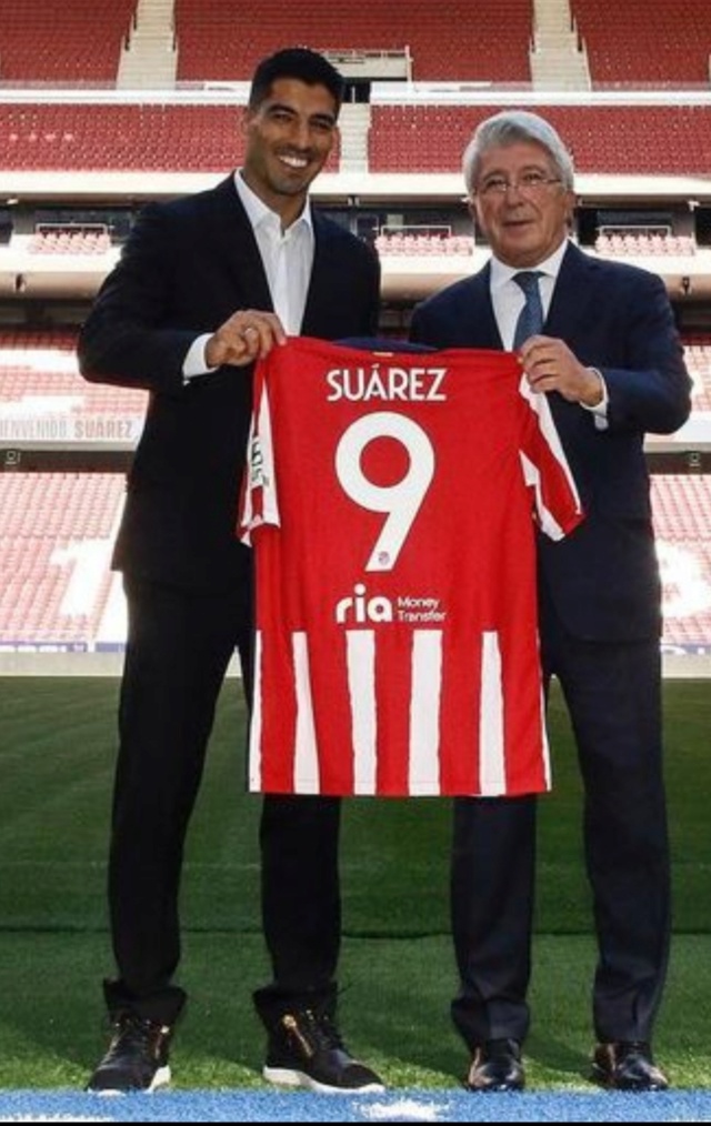 ¿Cuánto mide Luis Suárez? - Altura - Real height - Página 3 20211042