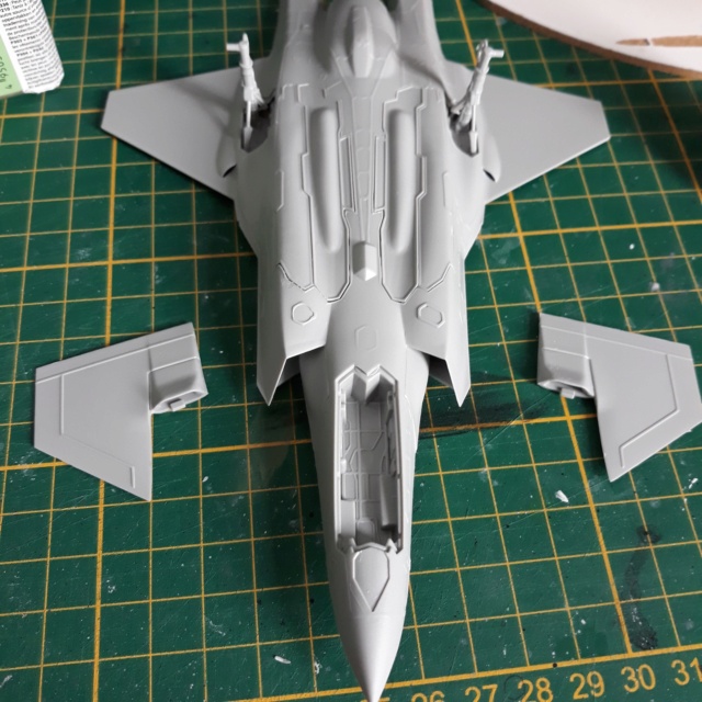 [REVELL] LOCKHEED F-35A LIGHTNING II RÉF 03868 1212