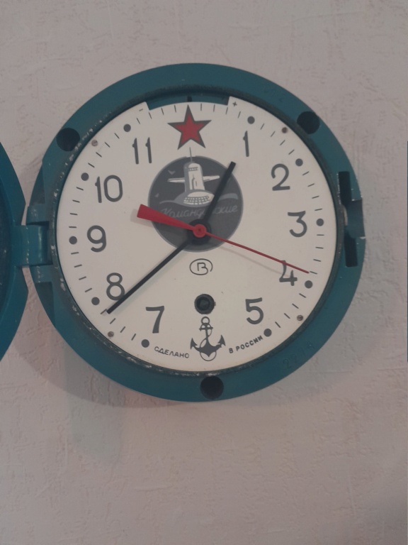 Horloge russe sous marin 16659110