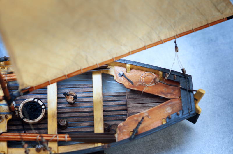 HMS Bounty's Jolly Boat [Artesania Latina 1/25°] de yann kermeur (expo) 001-1410