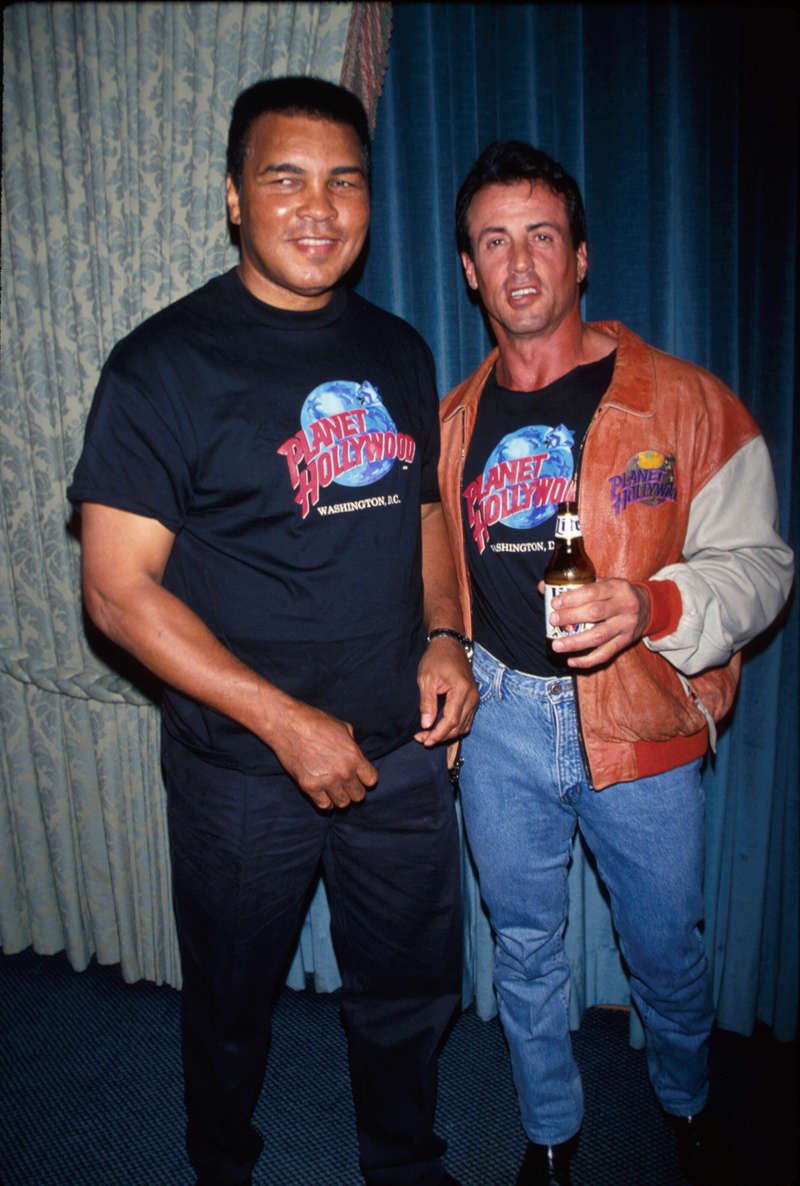 Stallone et le Planet Hollywood - Page 11 Sylves46
