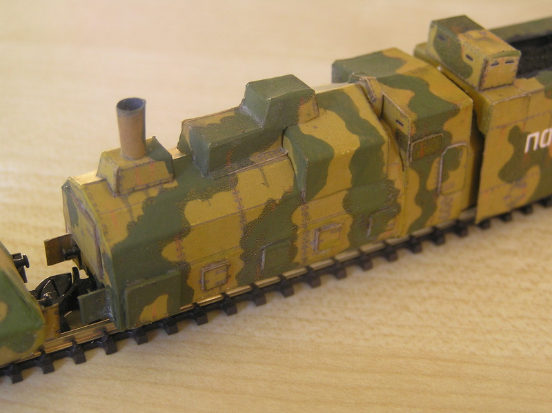 Train blindé russe, papier sur chassis marklin Pb080022