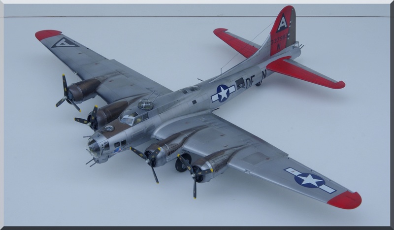 [AIRFIX] BOEING B 17 G "Mah Ideel" Réf A08005 Imgp7423