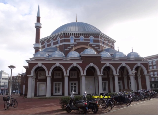 Mosquée Aya Sofya Amsterdam Maxres10