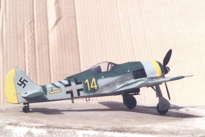 [TAMIYA] FOCKE WULF Fw 190 F-8 Réf 61104 Focke_14