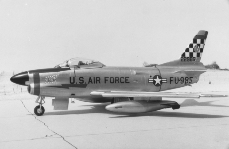 [ENTEX] NORTH AMERICAN F-86D SABRE Réf 9009 Img_0388