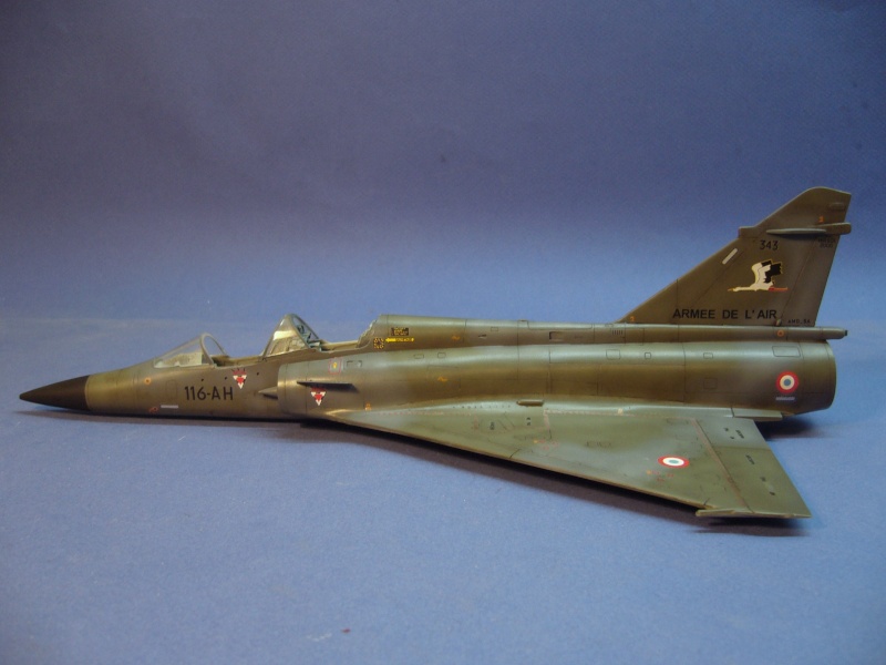 [Heller] 1/48 - Dassault Mirage 2000N  - Page 2 P1030361