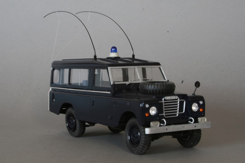 Land Rover 109 gendarmerie belge 410