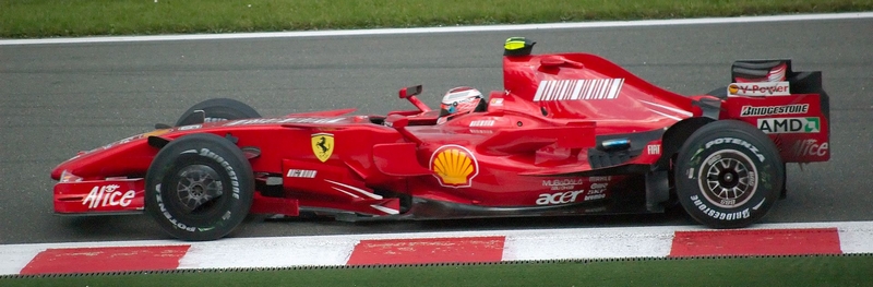 F2007 - Revell - 1/24 Kimi_r10