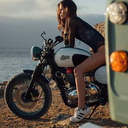 Babes & Bikes - Page 2 15672910