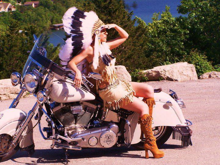 Babes & Bikes - Page 4 15781810