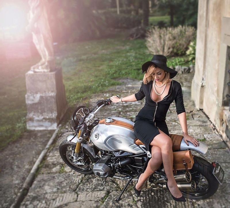Babes & Bikes - Page 13 16472810