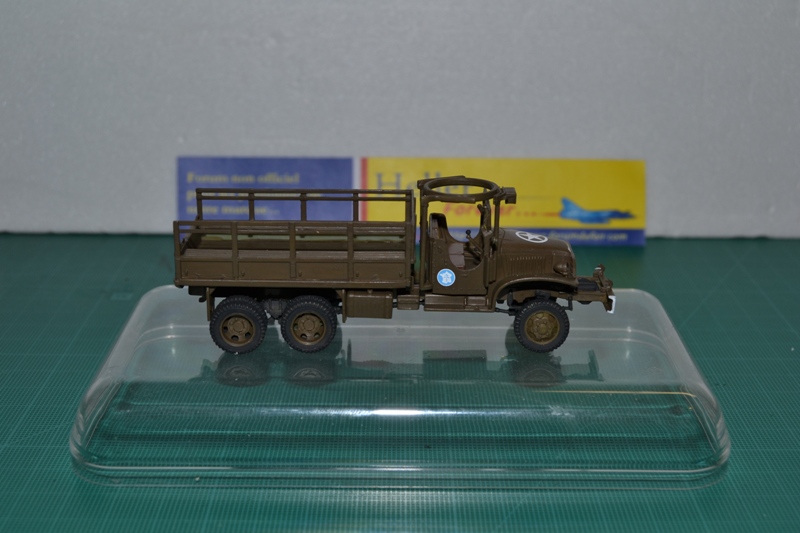 La 2ème DB, JEEP & infanterie Réf 60997, camion GMC CCKW353 Réf 79996, char moyen M4A2 SHERMAN Réf 79994 - Page 2 Dsc_0048