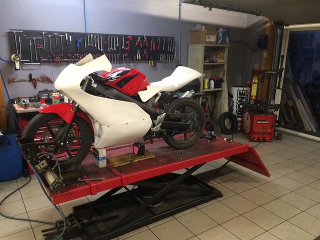 Preparation du 125 cbr Moto10