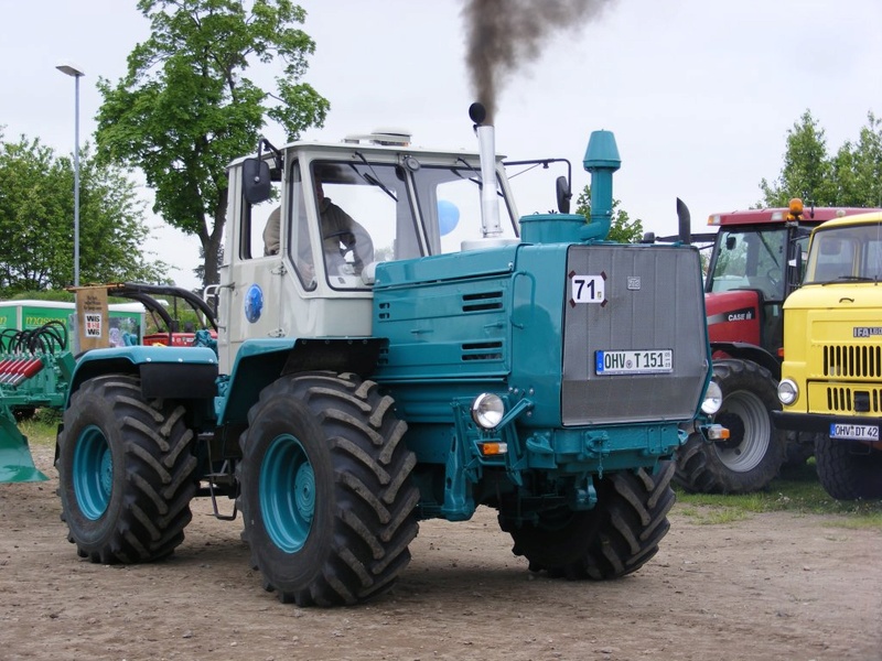 Collection Hachette en Russie: tracteurs au 1/43 Trakto11