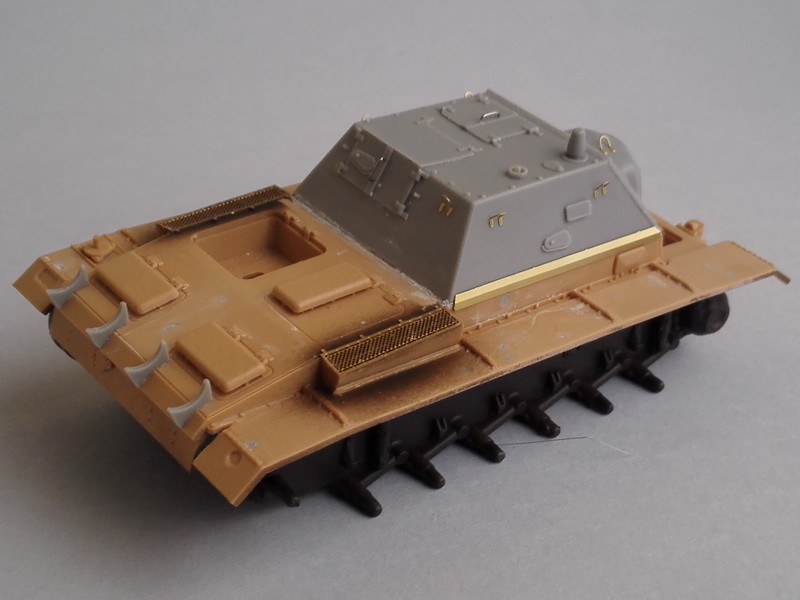 Su76I (Tamiya 1/48 et conversion Hauler) Mon0310