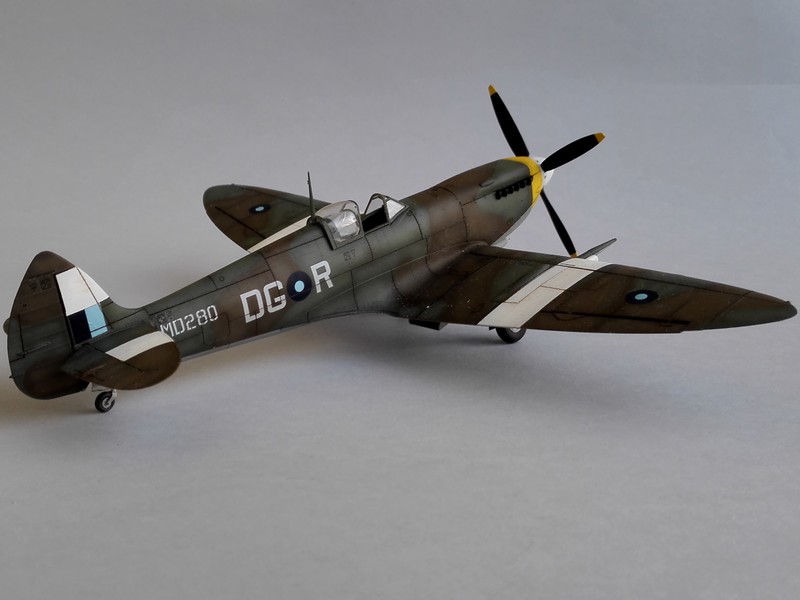 Spitfire Mk VIII Eduard au 1/48 - Page 2 Mon5010